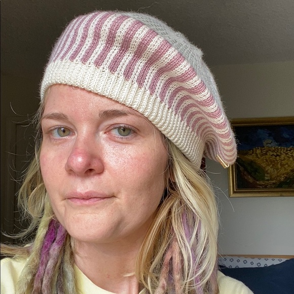 🆕NWT Livity Outernational 2 Beret Bundle of Joy! - Picture 2 of 9